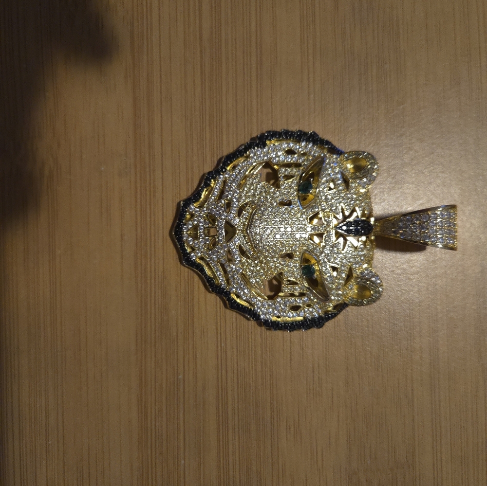Tiger pendant